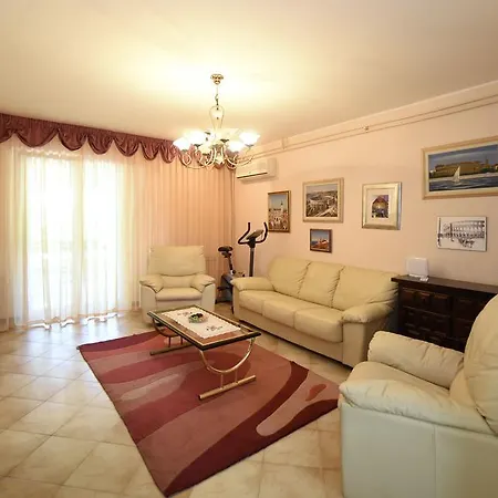 Holiday Brioni Riviera Вилла